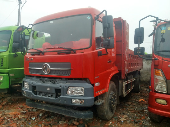 國(guó)五東風(fēng)天錦240單橋自卸車